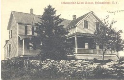 ShandeleeLakeHouse.jpg